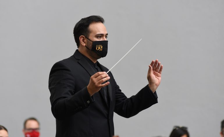 Dirige Rodrigo Sierra Moncayo concierto de la Orquesta Sinfónica del Estado de México