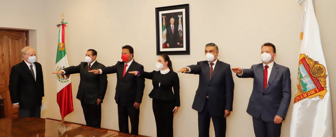 Toman protesta a servidores públicos de la Secretaría de Desarrollo Social