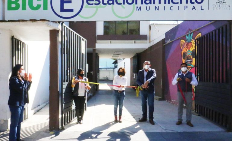 Se inaugura en Toluca el primer Biciestacionamiento público