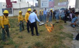 Chamusquines capacitan a personal de Protección Civil Metepec para controlar incendios forestales