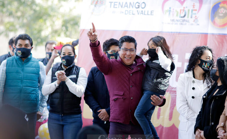 El Día de Reyes, Ayuntamiento y DIF Municipal consienten a niñas y niños de Tenango del Valle