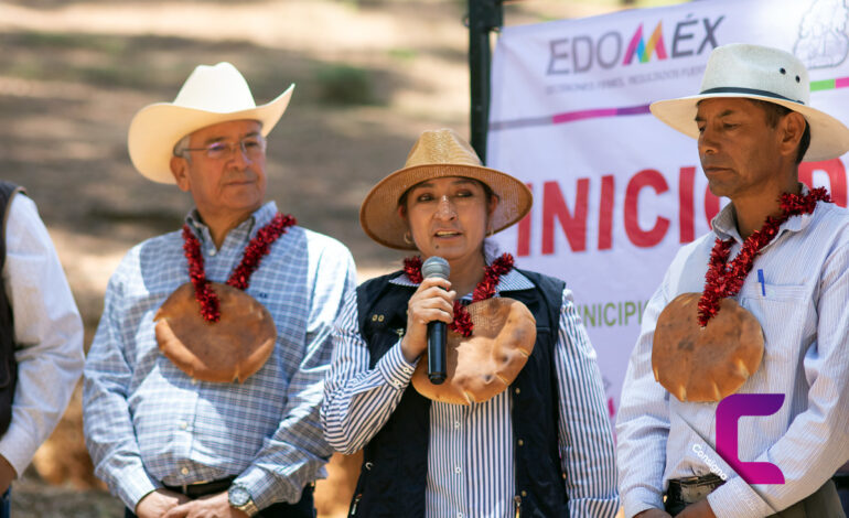 Alcaldesa de Villa Victoria inicia e impulsa obras en 5 comunidades