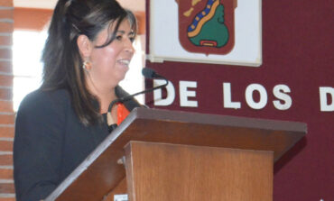 La tecnología ayuda a cumplir las metas de los jóvenes: Nelly Rivera