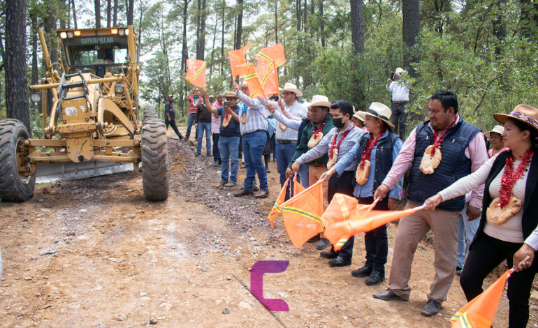 En Villa Victoria, continúan fortaleciendo la infraestructura carretera