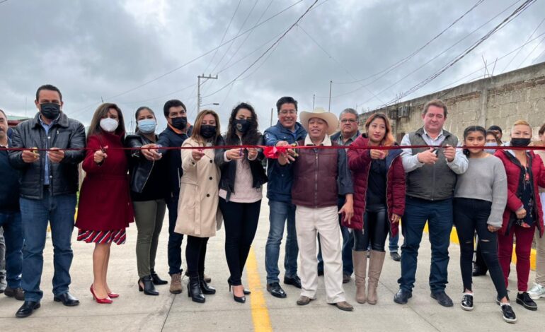 Inauguran pavimentación en ruta peregrina de Tenango del Valle