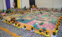 En Tenango del Valle inauguran ofrenda monumental de día de muertos