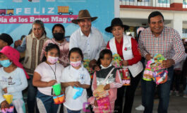 Alcalde de Jiquipilco inicia el año entregando obras