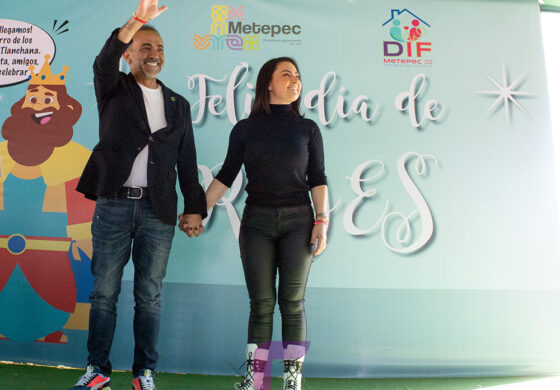 Consienten a niñas y niños de Metepec