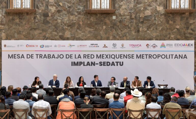 En Almoloya de Juárez el objetivo es claro, un crecimiento sostenido que se vea reflejado en la economía y bienestar de nuestras familias: Oscar Sánchez