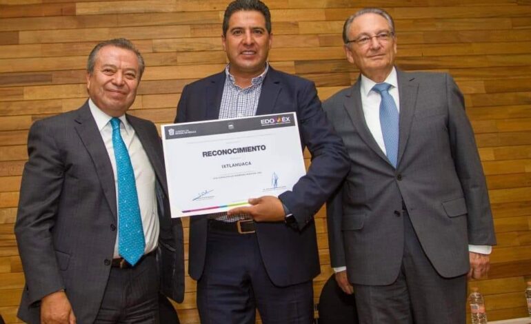 Recibe Ixtlahuaca reconocimiento por buen desempeño en el servicio público