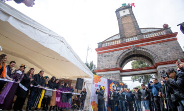En Calimaya, inaugura Oscar Hernández la Feria del Alfeñique 2023 