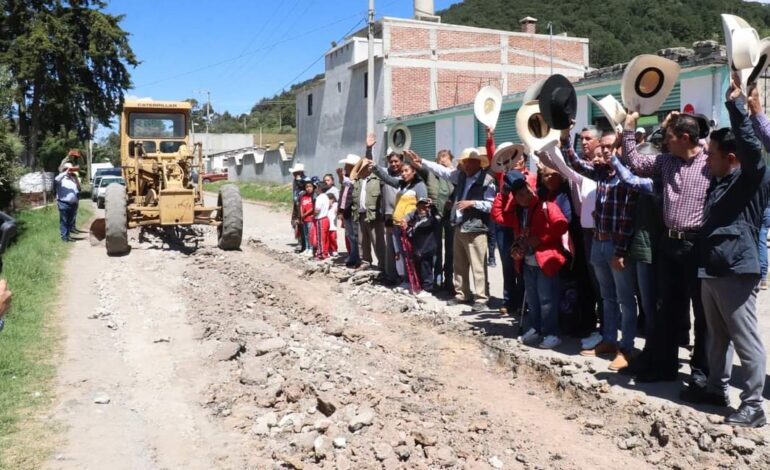 En Jiquipilco, la obra pública no se detiene 