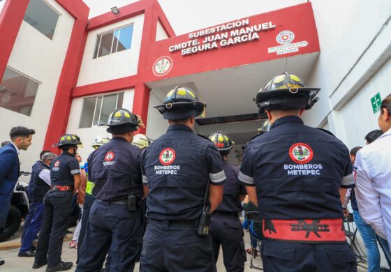Fernando Flores entrega la nueva Estación de Bomberos "Juan Manuel Segura"