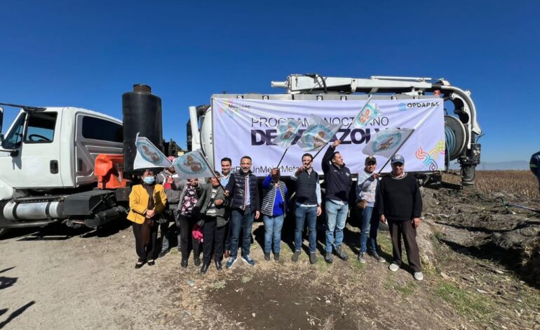 En Metepec, inicia programa de limpieza de canales a cielo abierto