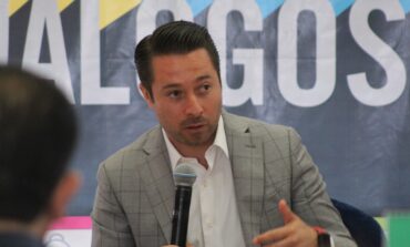 Mariano Camacho propone fortalecer la generación de empleos  
