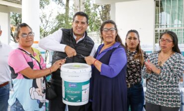 Destina gobierno de Ixtlahuaca recursos propios para mantenimiento de escuelas 