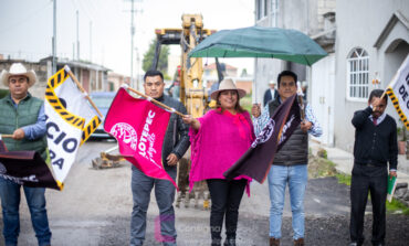 En Otzolotepec, Erika Sevilla continúa iniciando y entregando obras 