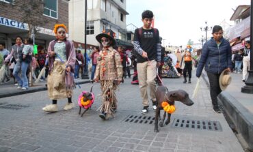 Realizan en Temoaya caminata y concurso de Catrines con Encanto 2024, durante los festejos de Día de Muertos