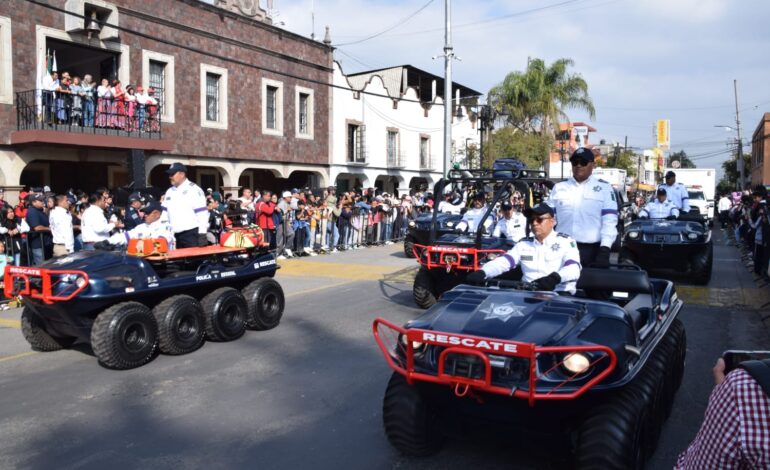 En San Mateo Atenco, más de 12 mil contingentes participan en el desfile conmemorativo de la Revolución Mexicana