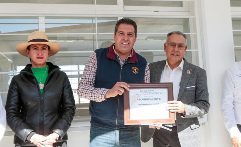 Gana Abuzeid Lozano dos premios a la gestión IAPEM para Ixtlahuaca