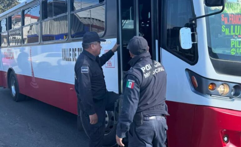 En Almoloya de Juárez fortalecen seguridad con operativos en el transporte público y en comunidades