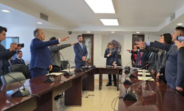 Encabeza Fernando Flores primera Sesión Ordinaria de Cabildo 