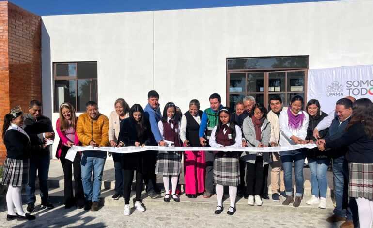 Alcalde de Lerma fortalece infraestructura educativa 