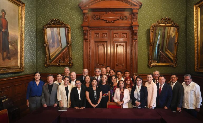 Presidenta Claudia Sheinbaum y Gobernadora Delfina Gómez revisan avances de la implementación del IMSS- Bienestar en EdoMéx