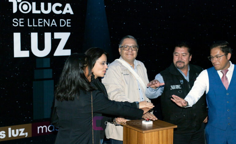 Ricardo Moreno ilumina la zona norte de Toluca