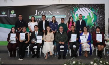 Zinacantepec reconoce a su juventud con el Premio Municipal “Jóvenes Avanzando 2025”