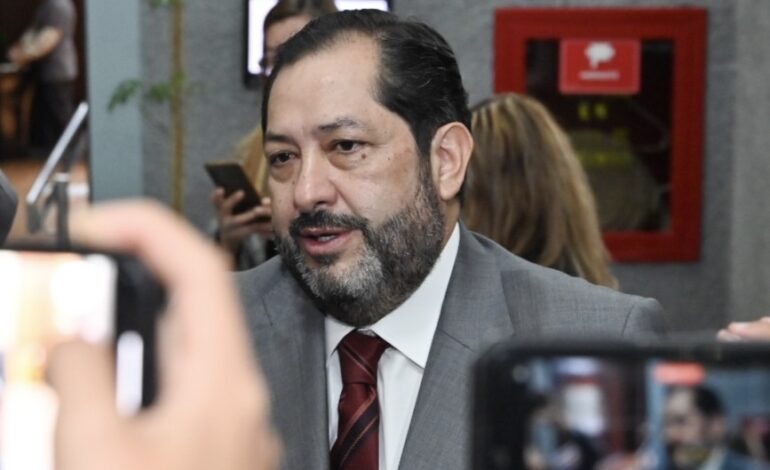 Habrá encargada de despacho en Codhem: Francisco Vázquez