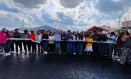 Entrega Miguel Ángel Ramírez Ponce plaza cívica en La Capilla Huitzizilapan