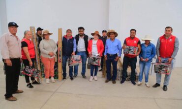 Mario Santana Carbajal fortalece el bienestar de cientos de familias con subsidios directos