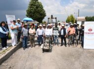 Temoaya atiende demanda histórica y rehabilita calles con 100 toneladas de asfalto