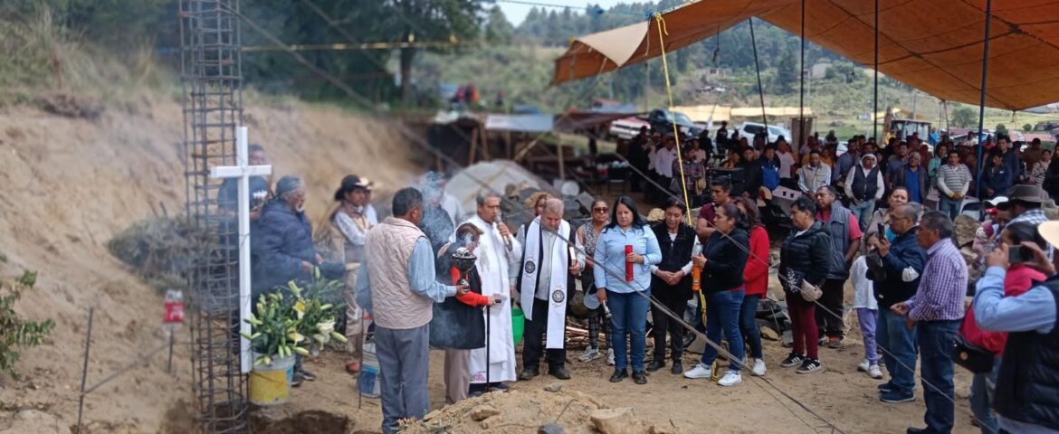 Arraigo y trabajo comunitario convierten recursos de los Cinco Valles en obras para San Pedro Atlapulco